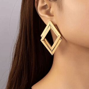 Diamond Shaped Geometric Double Layered Earrings